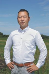 山根まさひろ